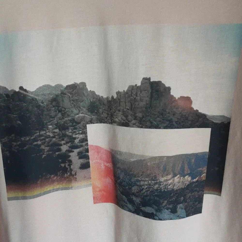 Goodfellow & Co, Men's Tee, coral w/design, Sz XL - Picture 4 of 6